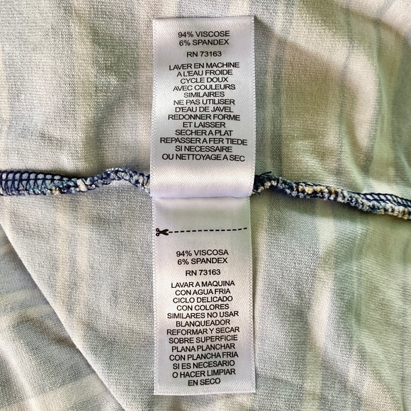 Women’s size XL Cupio gently used long sleeved striped soft and comfy top - Picture 5 of 5